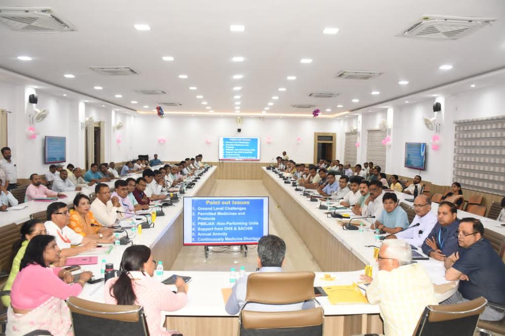 DM Prayagraj tweet media