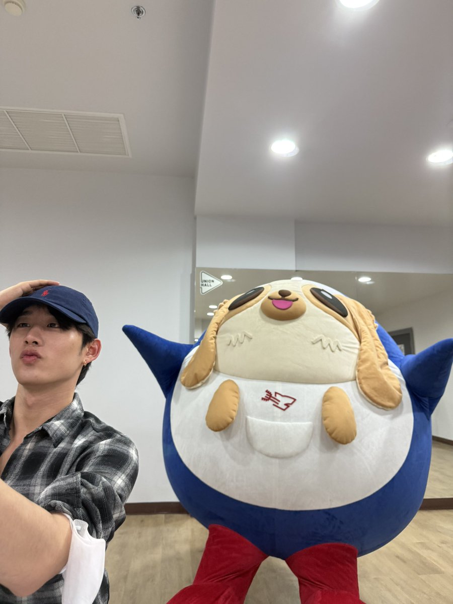 วิลเลี่ยม จักกะปรั๊ดดดดด tweet media