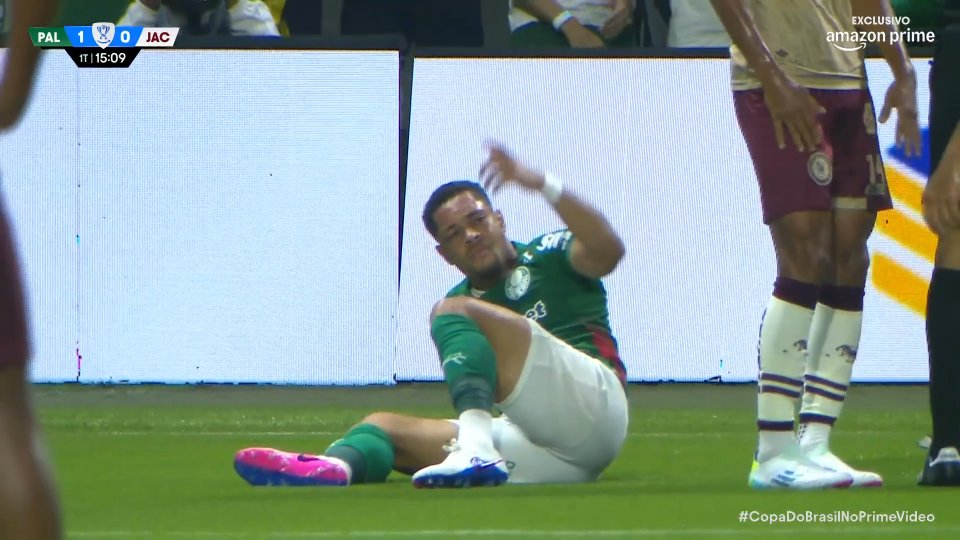 Vitor Roque pediu pra sair. Mais preocupação para o Palmeiras