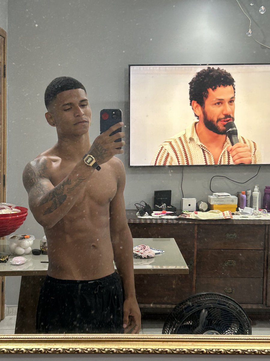 Felp_021 tweet media