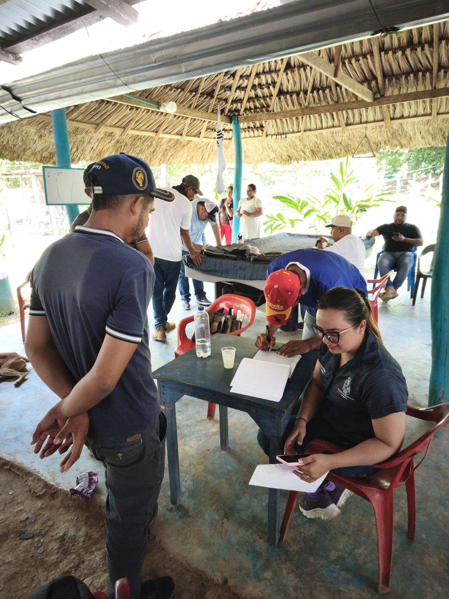 Nelson Rivera Pernett GerenteRuralMontería tweet media