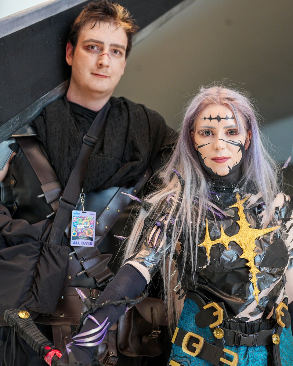 Calgaryexpo's tweet image. Doors are officially open, and #CALGARYEXPO is on 💙

Cosplay, collectibles, celebrity guests, artist alley, panels, and a whole lot more are waiting for you all weekend. What’s first on your must-do list?

#Calgary #Cosplay #Comicon #ExploreCalgary