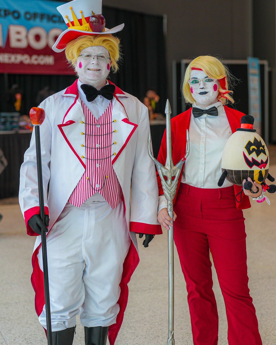 Calgaryexpo's tweet image. Doors are officially open, and #CALGARYEXPO is on 💙

Cosplay, collectibles, celebrity guests, artist alley, panels, and a whole lot more are waiting for you all weekend. What’s first on your must-do list?

#Calgary #Cosplay #Comicon #ExploreCalgary