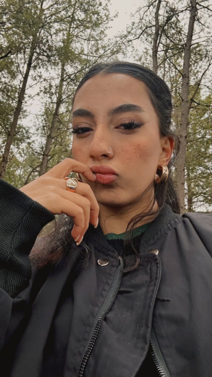 Madمَد tweet media