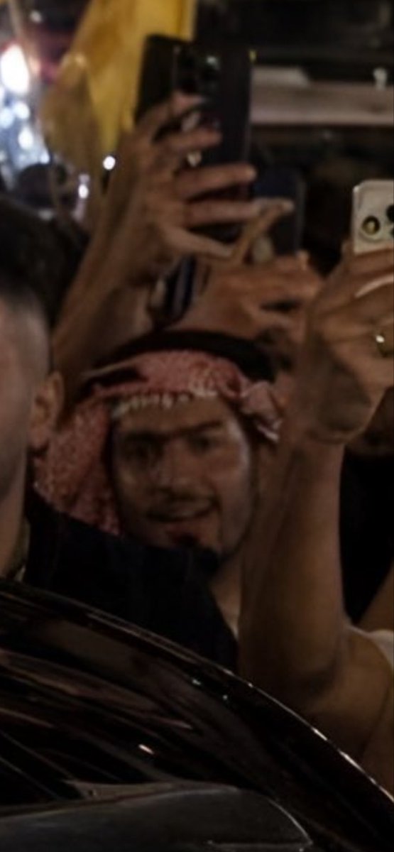 мυвαяαк tweet media