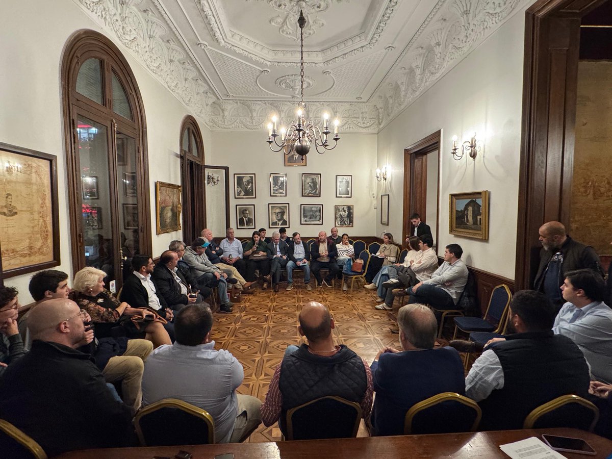 Juventud Por la Patria Montevideo tweet media