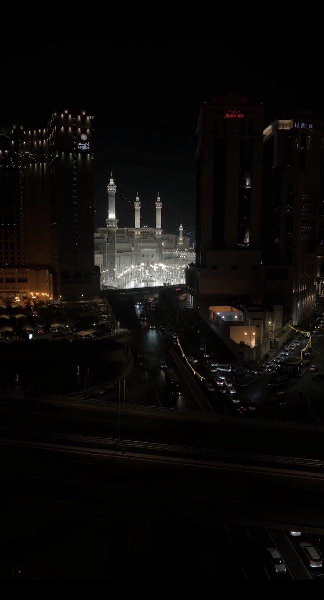 DesignerEbtehal's tweet photo. -.. "والرُوح في رِحَاب مكةَ اتسعت "
 طابَ اللقاء، وقرّت العين، وارتوى القلب🤍
#مكة_المكرمة https://t.co/65i2ruisEn
