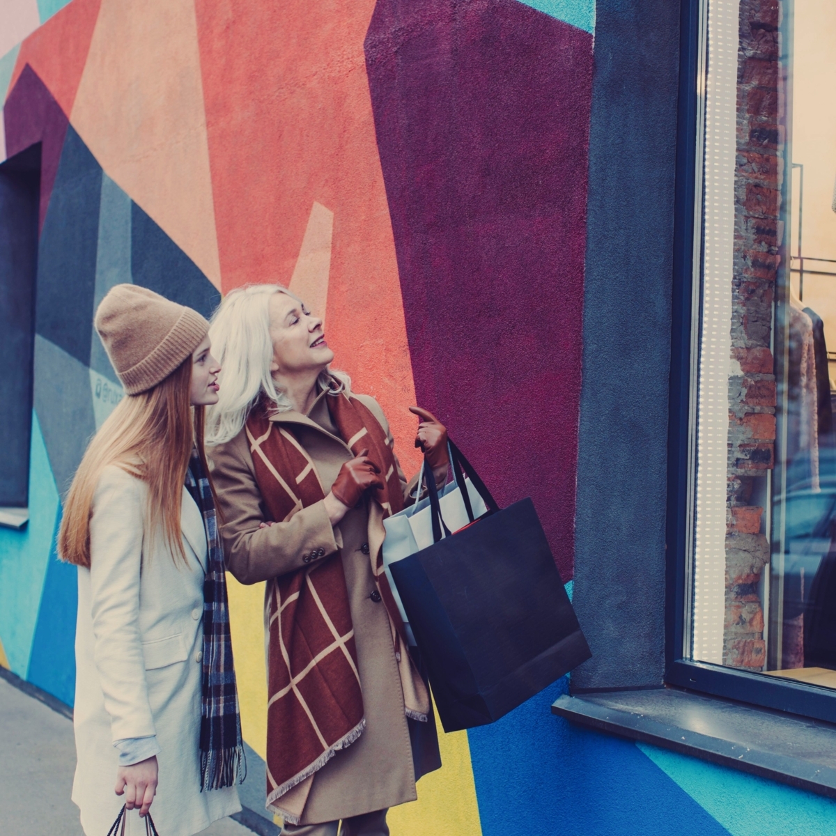 Mayflower_Motel's tweet image. The Milford Artisan Market is back May 9-10! 🎨🛍️ Catch 100+ vendors on the historic Green.

Book a #surprise for your mother today and make Mayflower Motel your home for a fun #weekend just minutes from downtown!
bit.ly/2ZBwKVq 

#MilfordCT #ArtisanMarket #TravelDeal