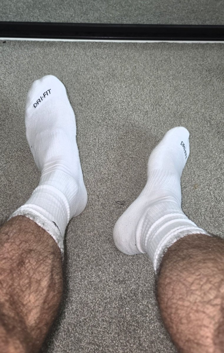 Aussie Foot King tweet media