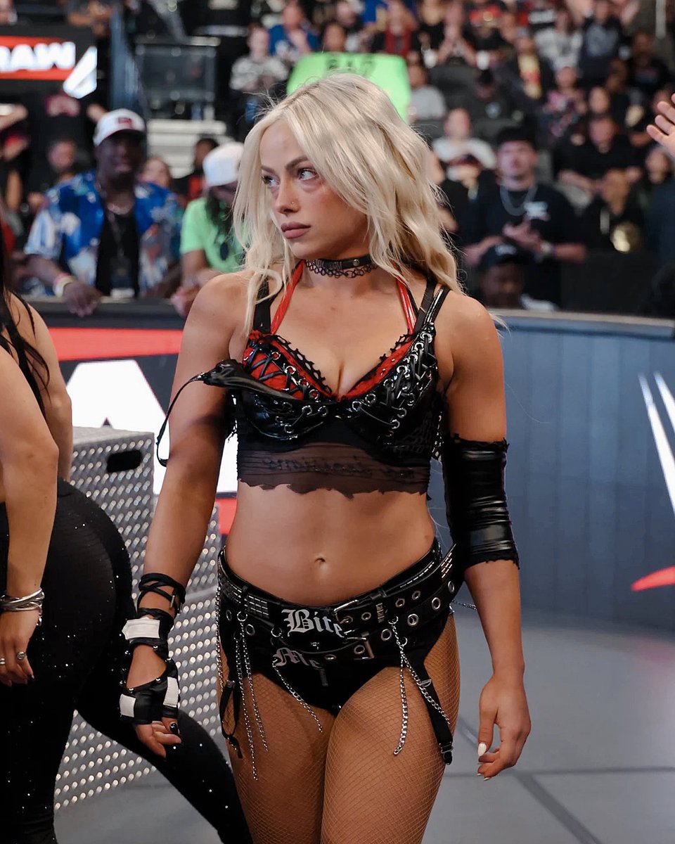 𝑹𝒊𝒍𝒆𝒚 𝑷𝒆𝒕𝒓𝒐𝒗𝒂 🖤 | Parody tweet media