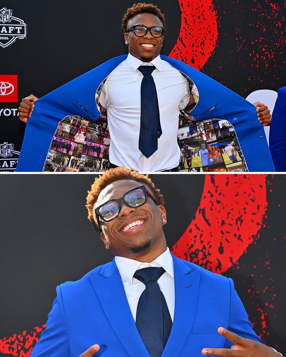 Tennessee CB Colton Hood has pictures of family and friends on the inside of his NFL Draft suit 🧡