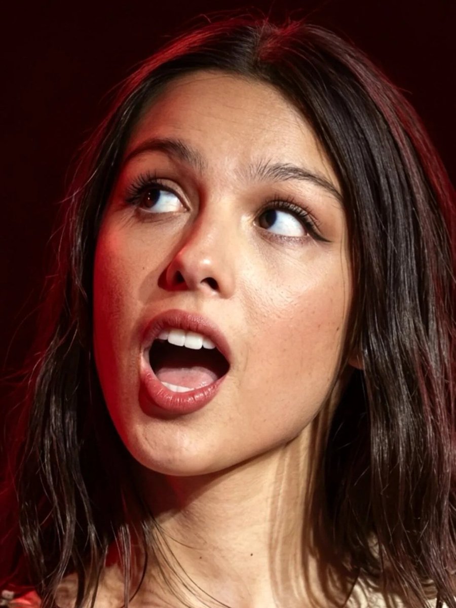 TheCelebHQ tweet media