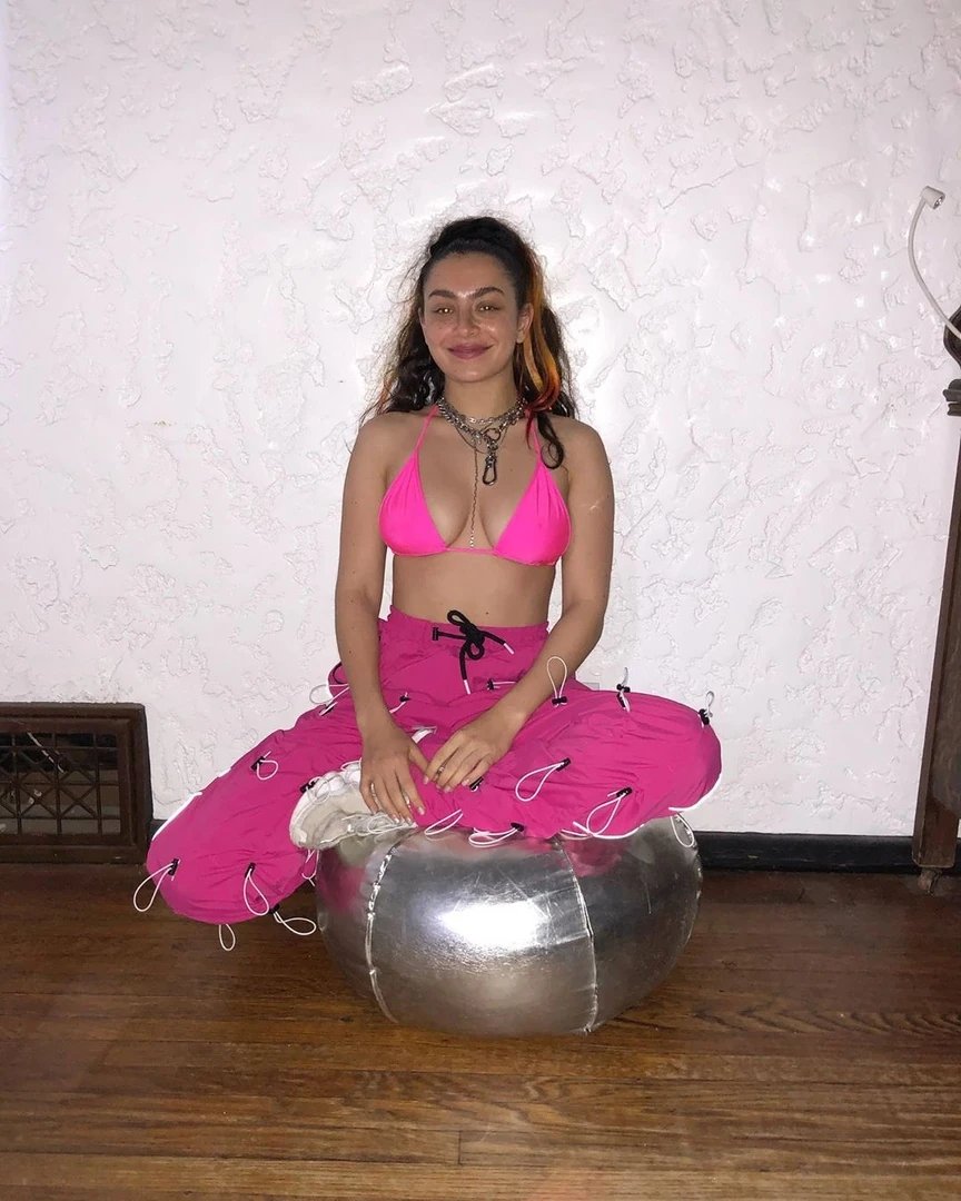 charli xcx museum tweet media