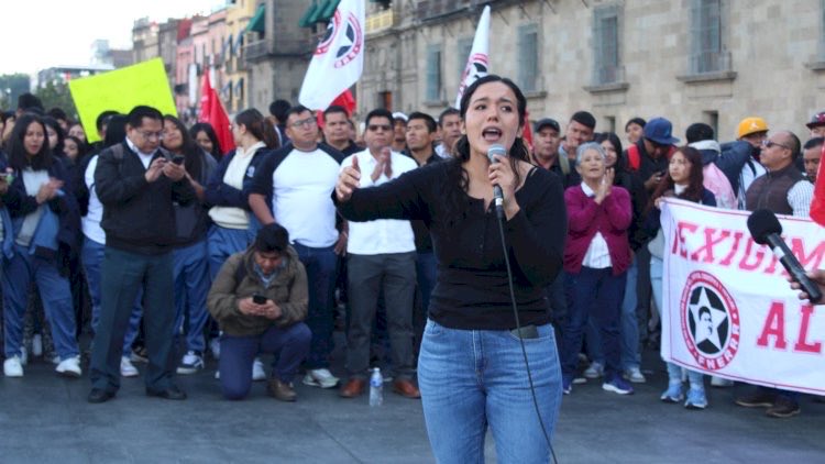Desde 1999, la FNERRR ha impulsado educación, cultura y deporte para miles de estudiantes en todo el país 📚
#27AñosFNERRR #45AñosDeLasCasasEnPuebla
<a href="/FNERRR_NACIONAL/">FNERRR NACIONAL</a>