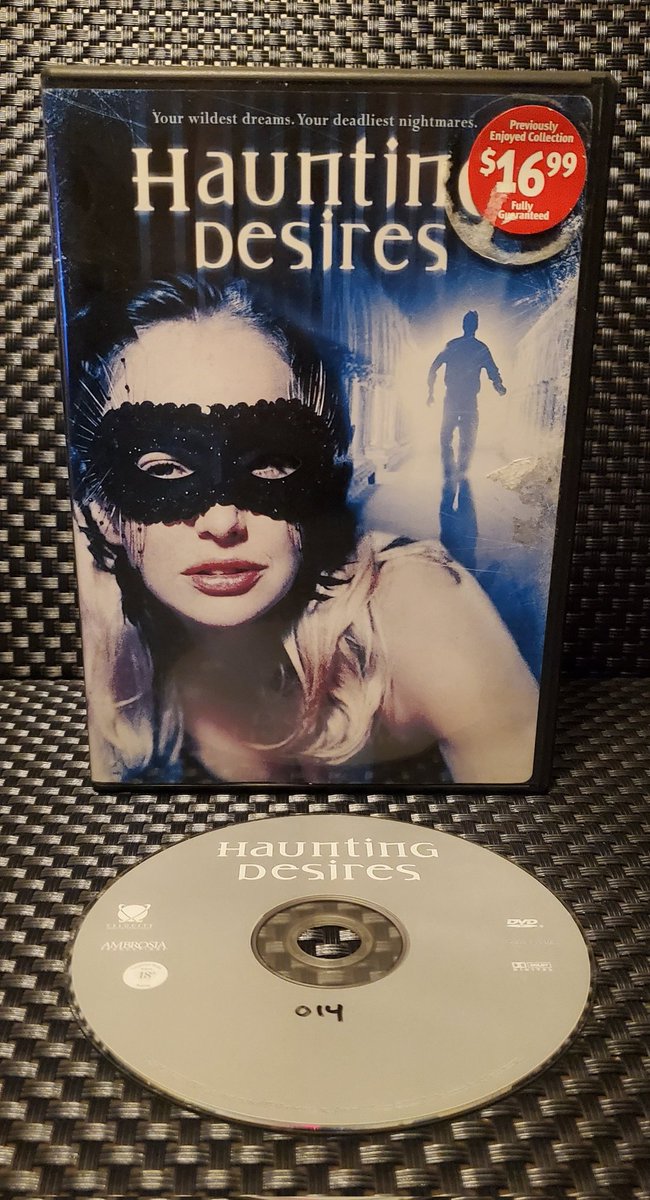 uncleR_ichie's tweet image. 759. #HauntingDesires ²⁰⁰⁴
#DVD
3☆
1:15/1,249:36
never seen: 461
a made for tv movie.
laughably cheap looking club set. probably the cheapest looking strip club set ever.
#TheSimpsons the same twist ending as the vampire treehouse of horror episode
#Blockbuster