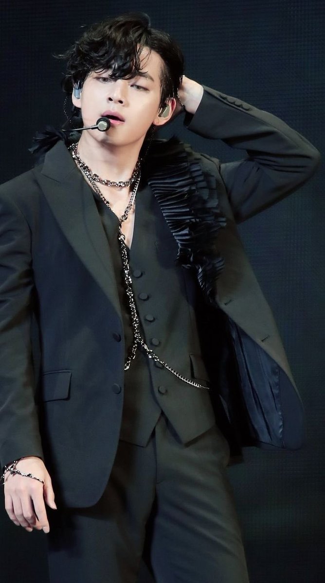 julie BTSSSS week!!!!! tweet media