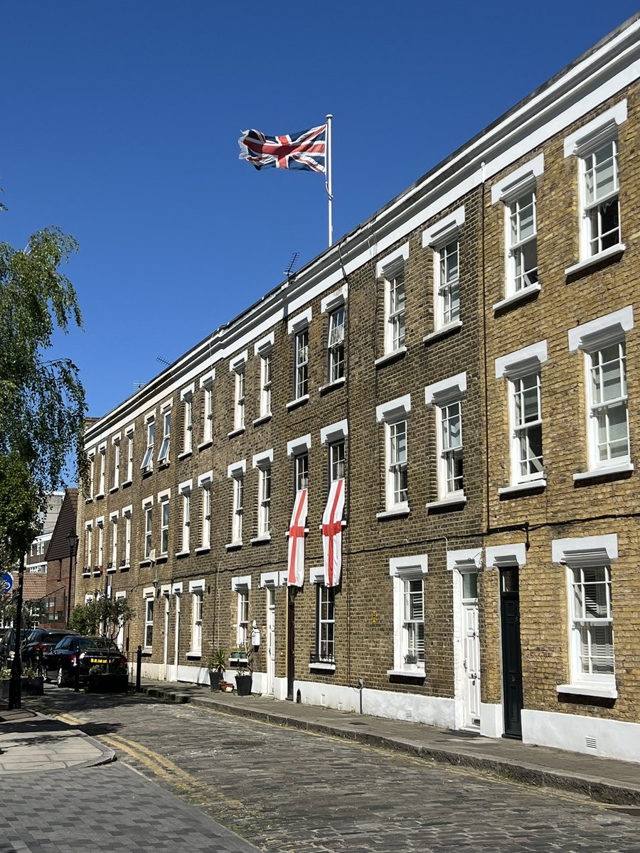 artdirectionk's tweet image. #RestoreBritain 🏴󠁧󠁢󠁥󠁮󠁧󠁿 #ThursdayThoughts happy #StGeorgesDay 👏🏼💪🏼👍🏼