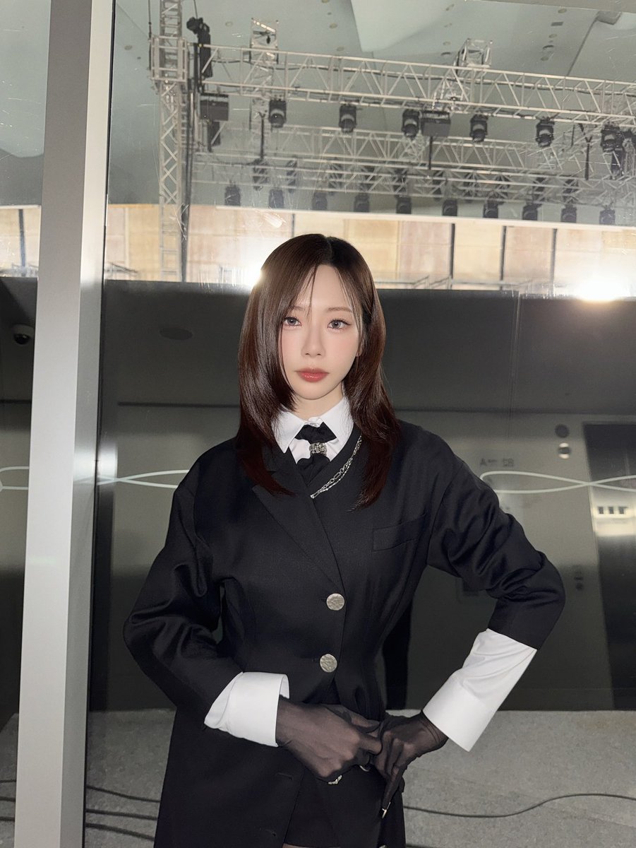 지유야 오늘도 행복한 하루! ٩(๑> ₃ < )۶♥