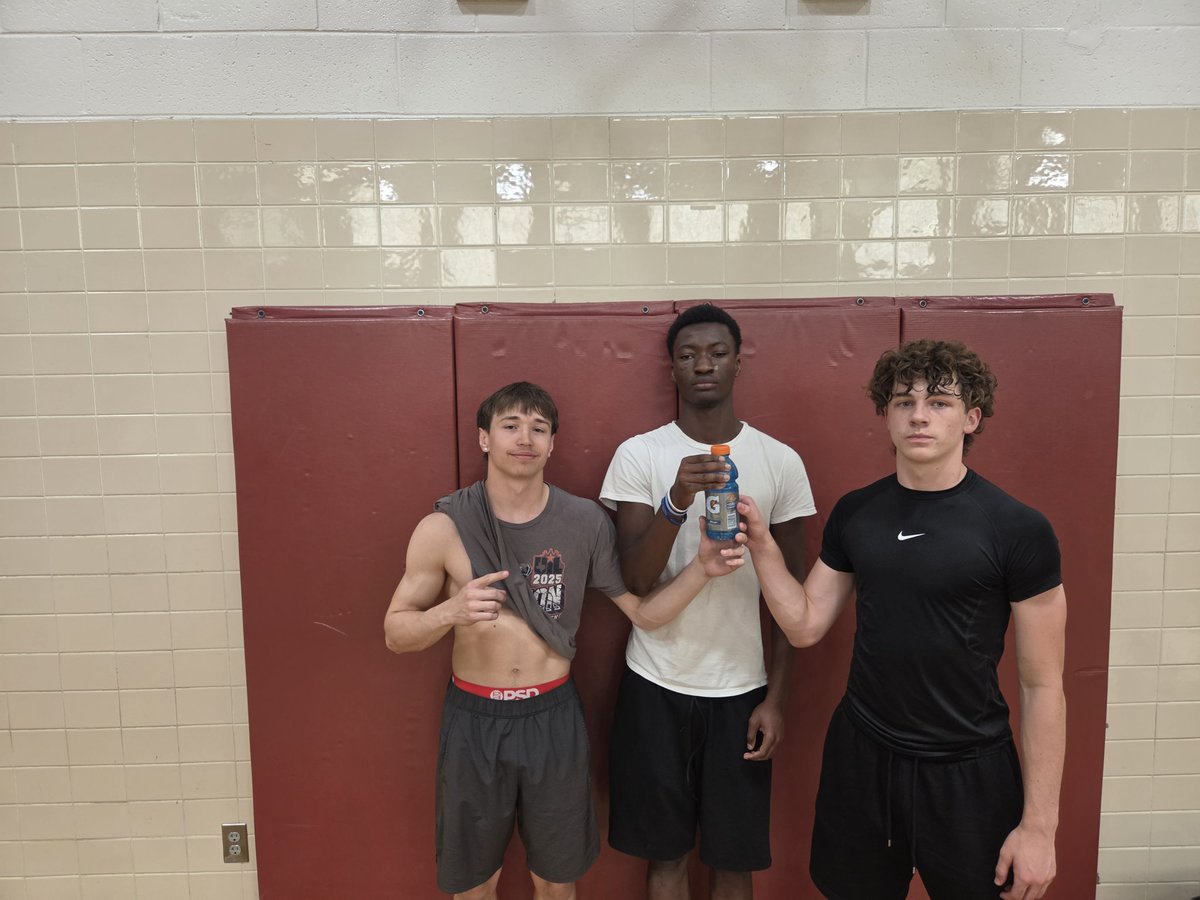 Mt. Vernon Football tweet media