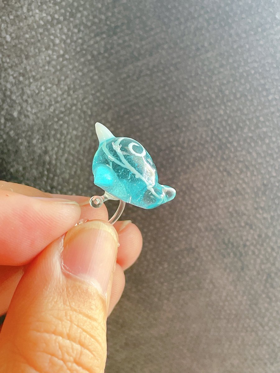 おはようございます☀️

実はイヤーカフも作れたりする🐳