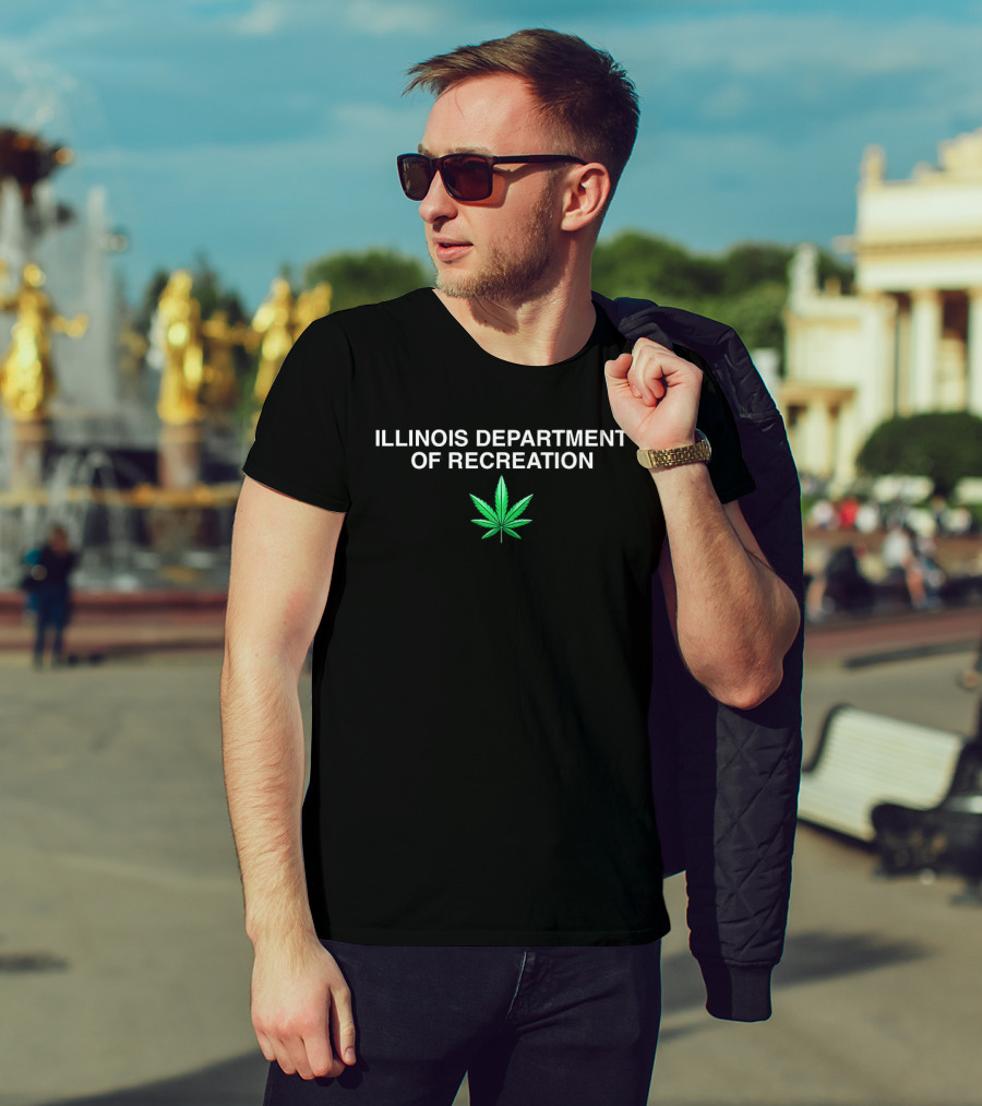 kerateecom's tweet image. This is a ‘been there’ feeling: wearing a T-shirt that speaks to the vibe of the season. The Illinois Department of Recreation Cannabis Leaf T-Shirt totally captures the essence. keratee.com/product/t-shir…

#Illinois #Cannabis #Tshirt #KeraTee