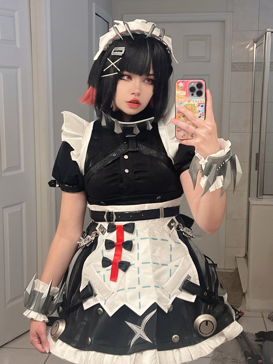 meow_naki's tweet image. if i had to put this uniform on every day id be tired too 💤 

#zzzero