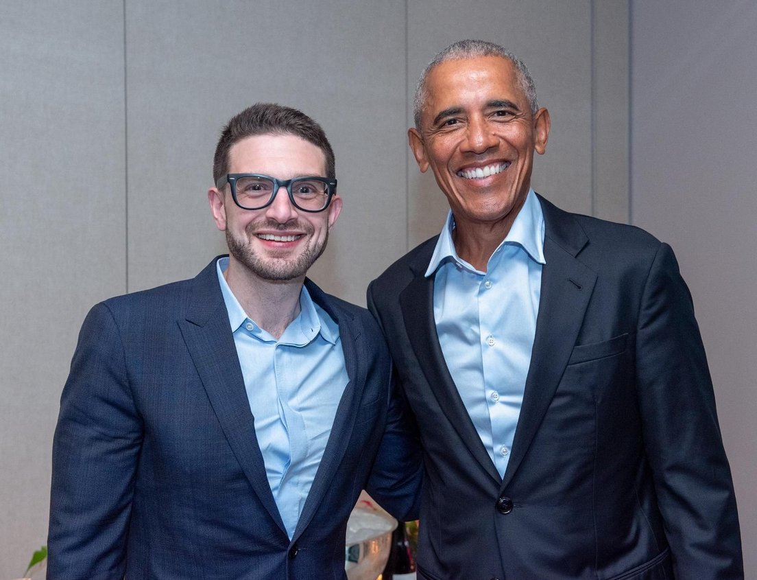 trMXinfoSys's tweet image. Come to therrr #Open #Obama'rrrr #Foundation! 🙋
Or #Society????🤮🤮