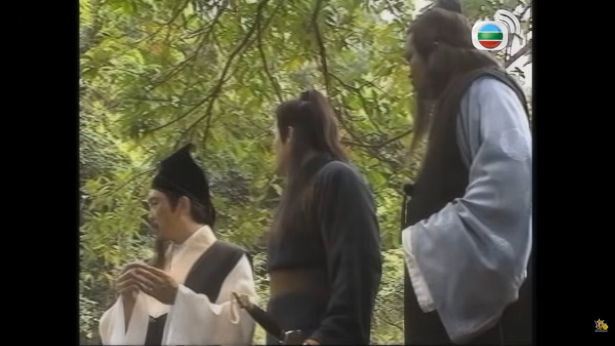 "It's strange. In a deserted island, there's a pearl. This isn't a normal pearl. Could it be a hiding place for robbers?"