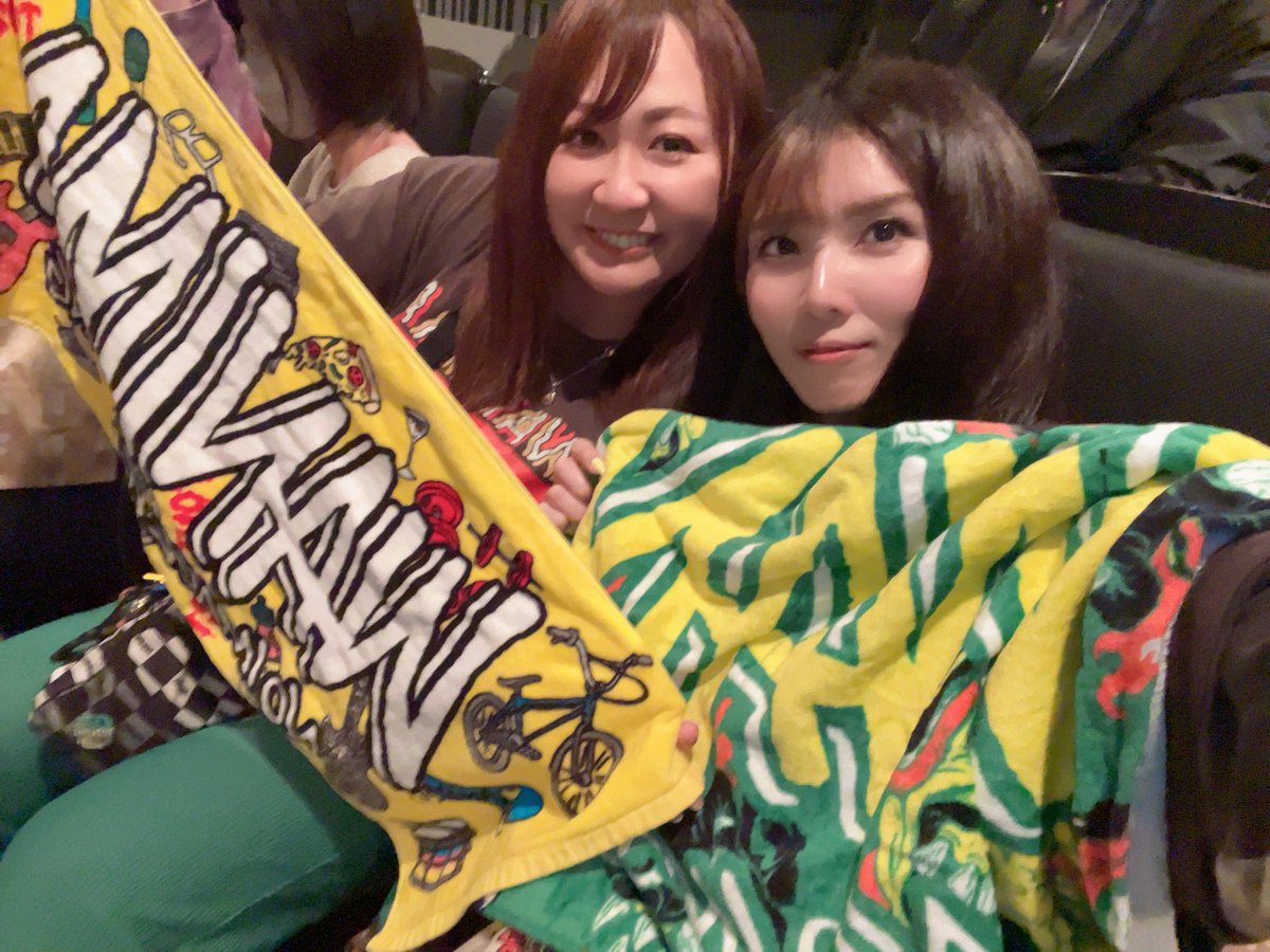 Rockuru_M's tweet photo. 今年一発目のWANIMA🌈

最高のLIVEだった🥴♥
存在は泣いた。
会ってくれたみんなありがと😍
だいすきだ！
#WANIMA  #ExcuseError
#EEツアー #エクエラ https://t.co/l89qV7IKpi