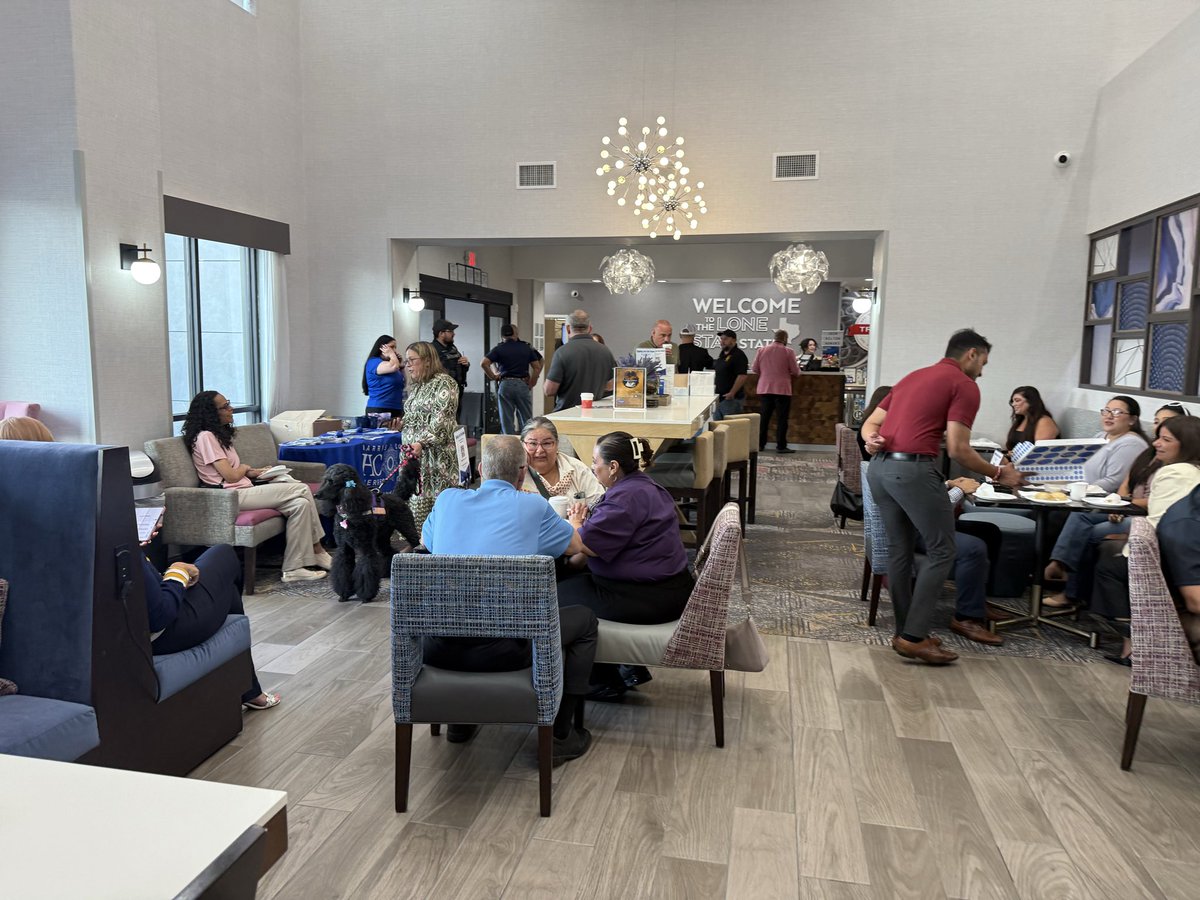 HCSO_NPD's tweet photo. Great turnout at Coffee with a Cop in the @HCSO_D3Patrol area! 🤝 Joined by partners like @HarrisCoPct2 &amp; @hcphtx , we connected with community members, organizations, and businesses to strengthen collaboration and support. Big thanks to Hampton Inn for hosting! #CommunityVibes https://t.co/snOnoELJH8