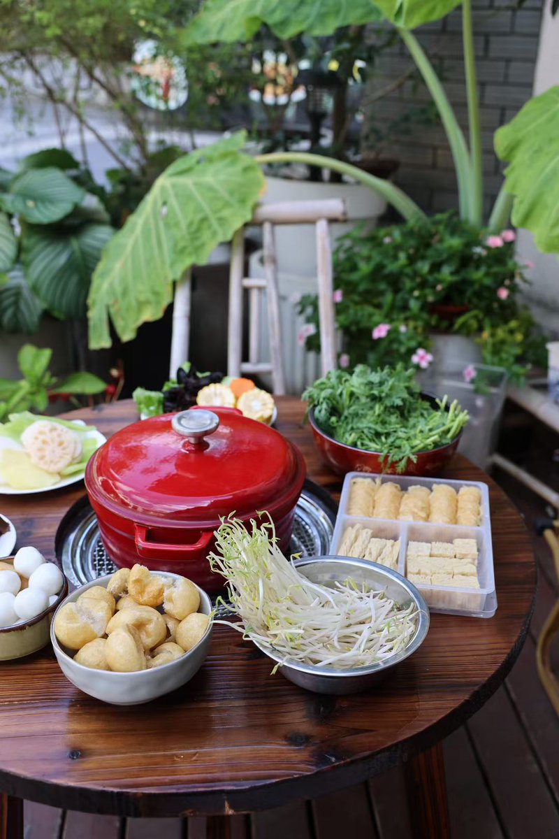 lov$lucky tweet media