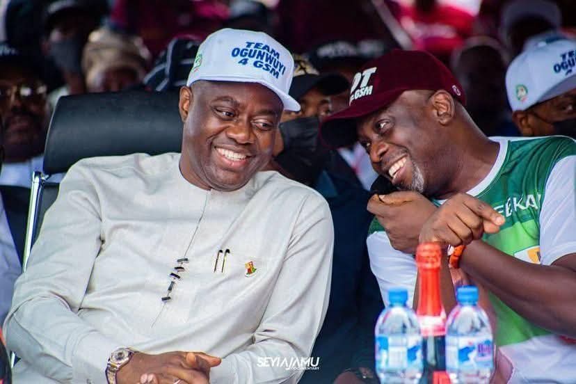 Olatphen's tweet photo. As we look toward 2027, Oyo State needs a leader who is Tested, Trusted, and Taught by the best. Let us support the man who has spent years serving in the shadows to make our Governor shine.
Hon. Otunba segun ogunwuyi: Steady Hands. New Horizons. #OgunwuyiForOyo #TheConsolidator https://t.co/ZmLtWieshg