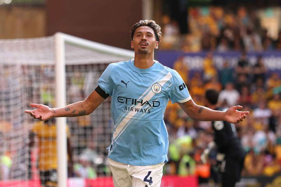 ❤️🖤👑 tweet media