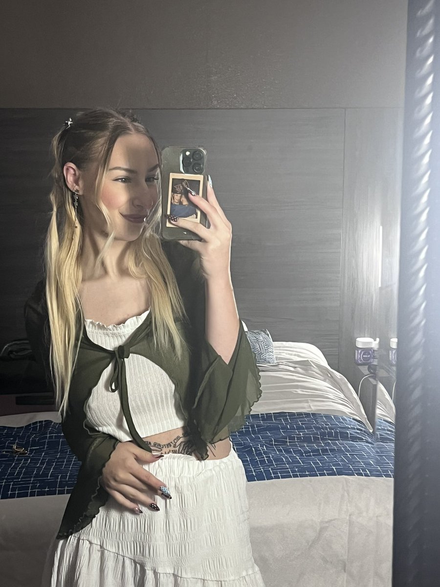 pauli 🫶🏻’s han tweet media