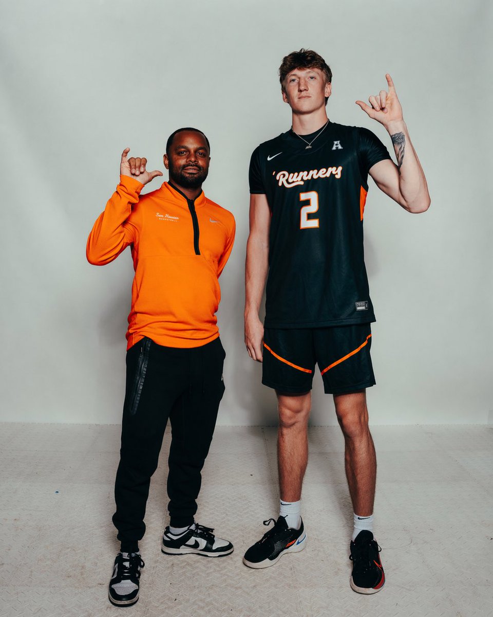 Birds up <a href="/UTSAMBB/">UTSA Men's Basketball</a>