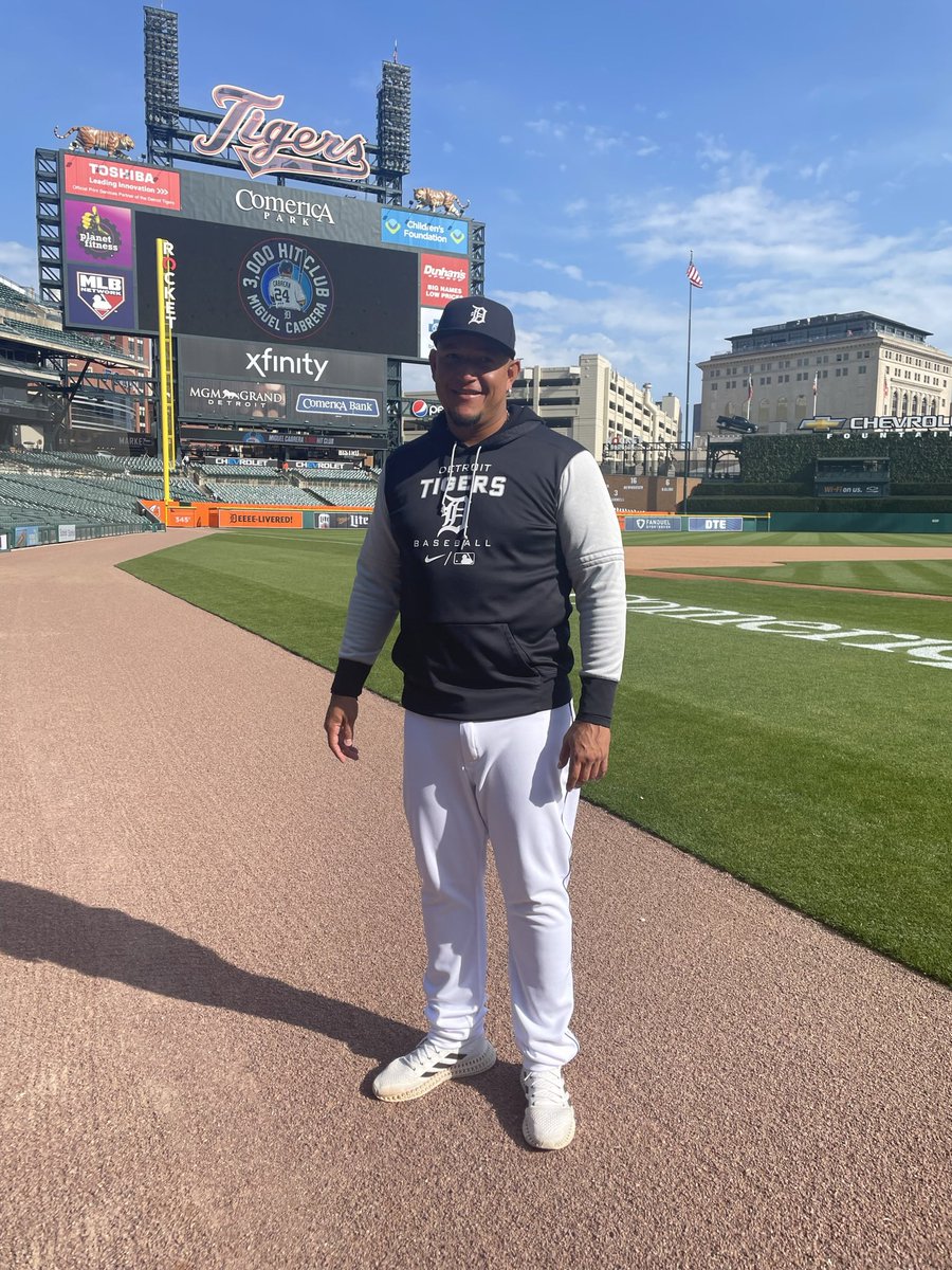 <a href="/ElExtrabase/">El Extrabase ⚾️</a> Un día feliz