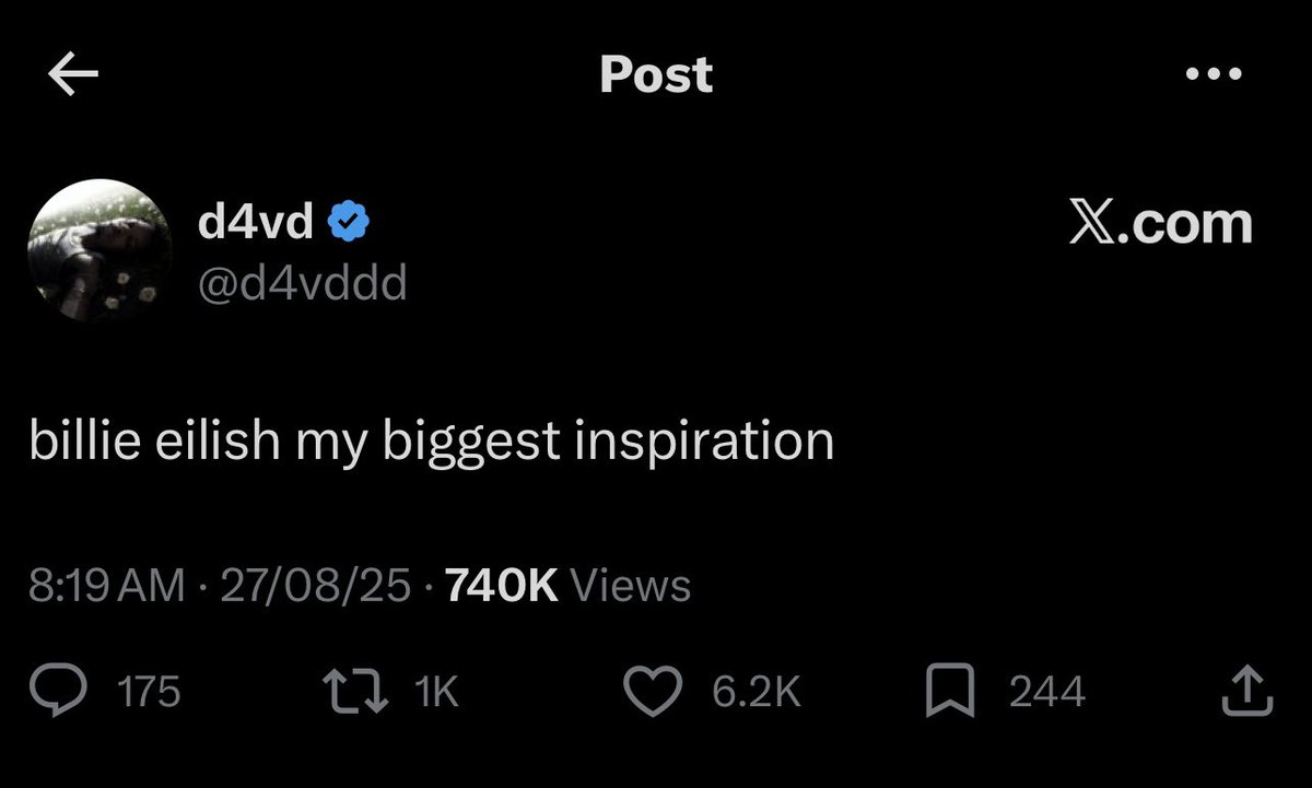 #1 Father Figure Stan tweet media