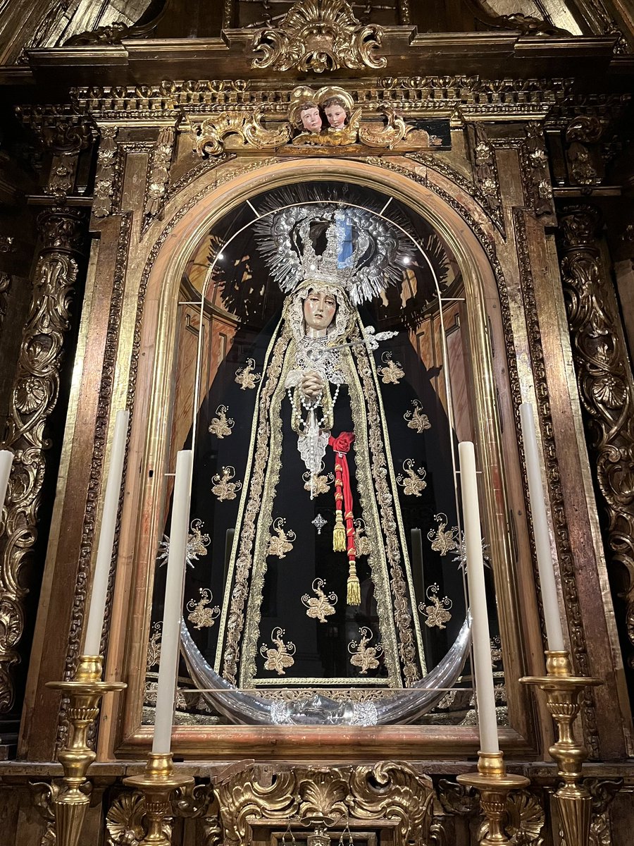 Que preciosidad. Ojalá verla de nuevo por las calles de Málaga. 
Esclavitud Dolorosa