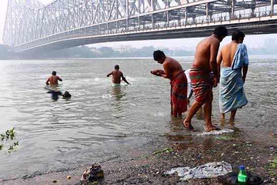 FutureNow2026's tweet photo. @narendramodi Brightful Riad-Show.
Historic Day #Haora /#Calcuta Bridge.
Mr. Modi is a hope bridge between past & Future. https://t.co/hL93goia3R