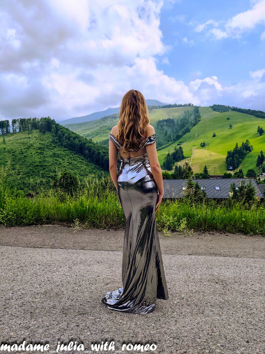 MadameJulia2's tweet image. I plan travel next saturday to Ruzomberok 💋 anybody knows nice spot there to make some pics with elegant dress and boots ( it's too cold to wear highheels so I plan long dress, boots and lather jacket)

#slovakia #roZoberok #heelsaddict #maxidress #modelontravel