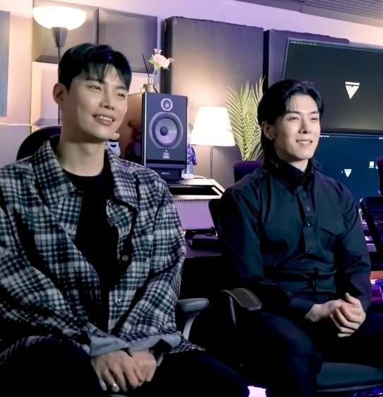 h ૮ . . ა tweet media