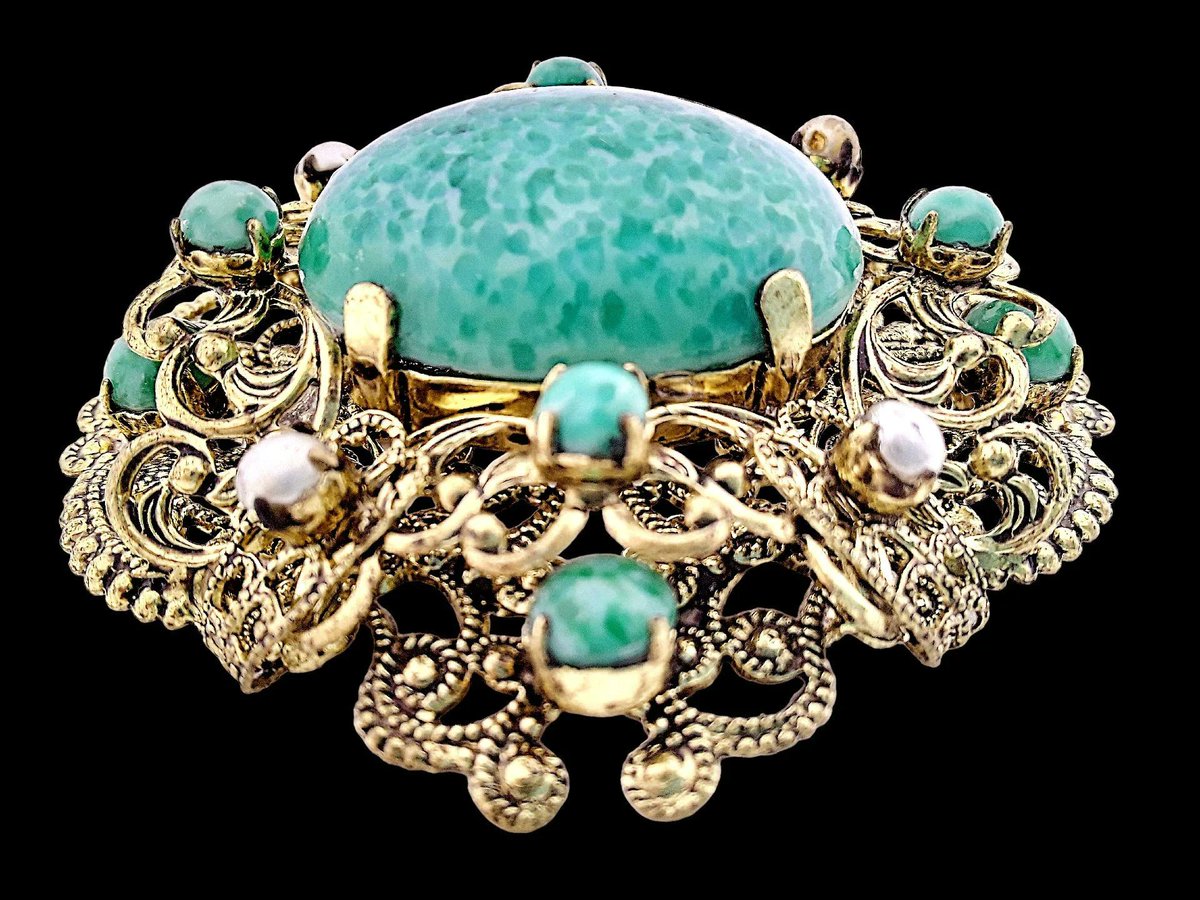 renaissancefai's tweet image. Vintage Czech Peking Glass Brooch, Art Deco Filigree Brass, Green Jade Glass, Ornate Statement 1920s 1930s
etsy.com/listing/442920…?
#brooch #vintage #pekingGlass #green #Czech #filigree #brass #goldwash #cabochons #glassjade #giftforher #mothersDay #keepsake #ornate #collectible