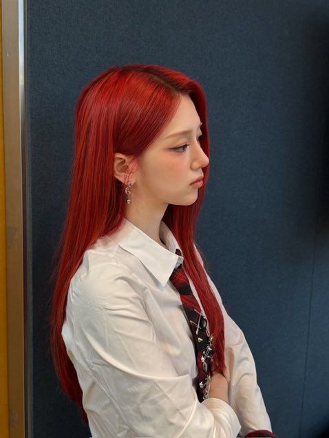 ݁𝜗𝜚 tia , kiively || tata tweet media