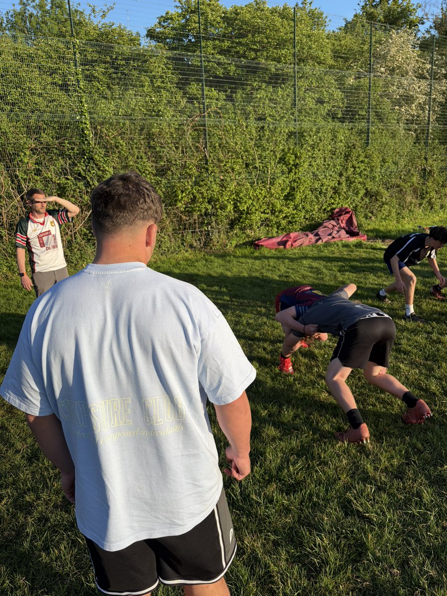 AmarinRubber's tweet image. We’re at @Tor_Rugby_Club this evening with Dan Frost of @BathRugby working with all the various youth age groups.

The kids are having the chance to ask questions, get autographs and even play some rugby with #FrostyTheShowman 

#Sponsorship #Partnership #Community