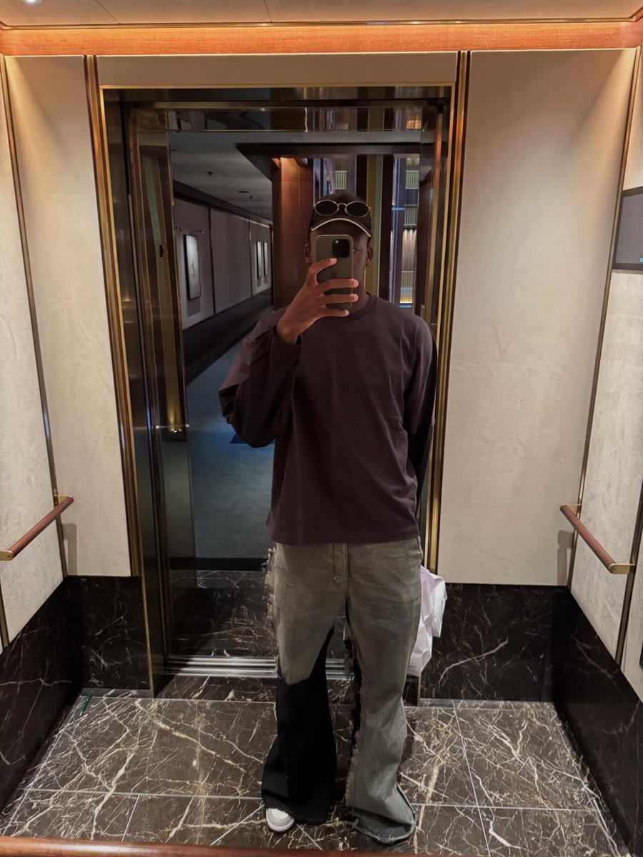 AthleteVanity's tweet photo. Ibrahima Konate 📸 https://t.co/Dyndx603fT