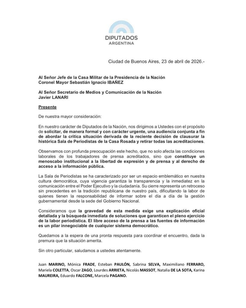 Monica Frade tweet media