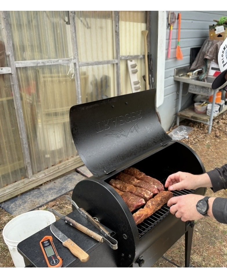 OSKpeter's tweet image. Up at the cabin.   Ribs are on! 
#minnesota #upnorth #ribs