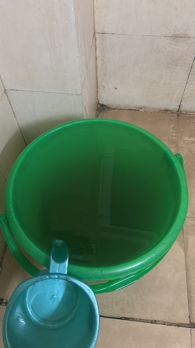 ग्रेटर नोएडा वेस्ट की आम्रपाली गोल्फ होम्स एंड किंग्स वुड सोसायटी के फ्लैट में एसटीपी का गंदा पानी की घरों में सप्लाई का लोगों ने प्रबंधन पर आरोप लगाया, 20 लोग बीमार हुए। 
<a href="/NBTDilli/">NBT Dilli</a> <a href="/NavbharatTimes/">NBT Hindi News</a> <a href="/brajeshpathakup/">Brajesh Pathak</a> <a href="/OfficialNBCC/">NBCC (India) Limited</a>