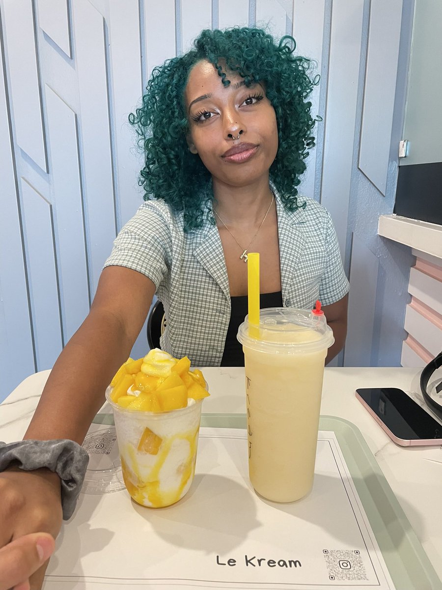 xih3lia's tweet photo. haiii my insta saw this first (both drinks are mine btw) ;3 https://t.co/Bl4PAI73r1