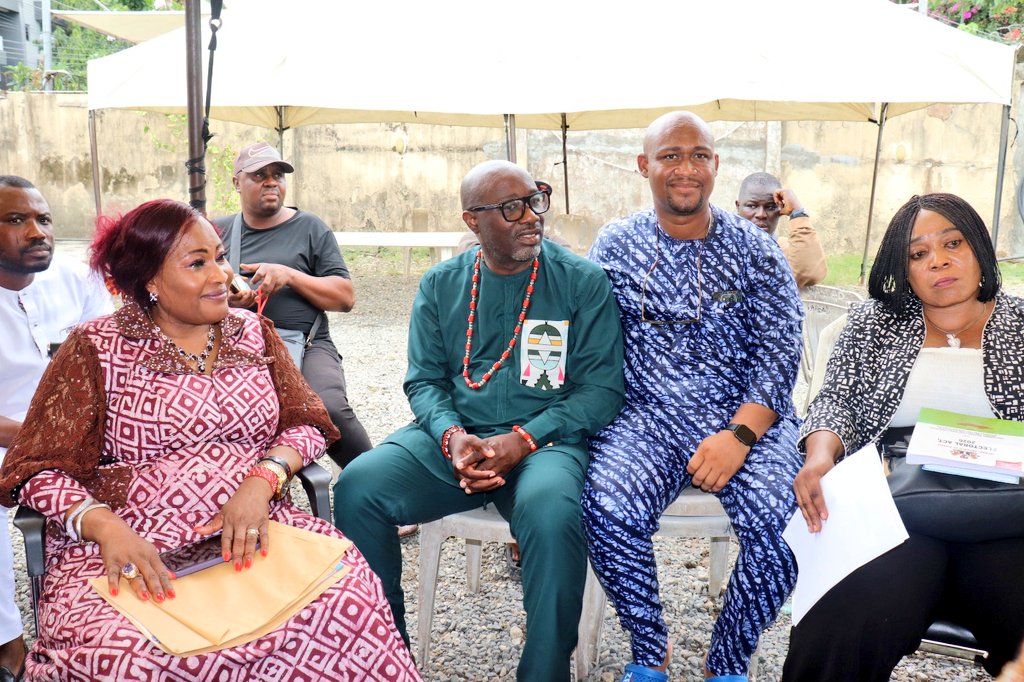 Pst. Dayo Ekong tweet media